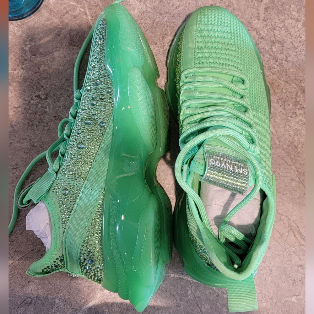 Steve Madden, Size 8
